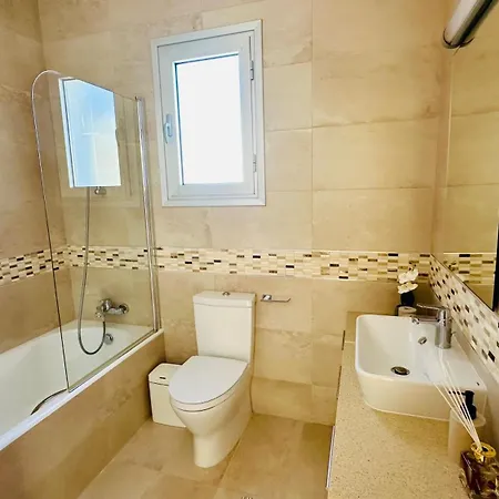 Luxury Bird Of Paradise Villa Koloni